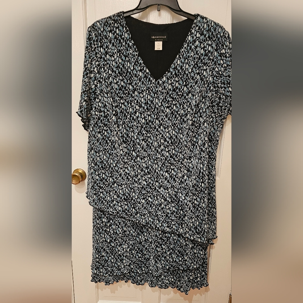 Connected Apparel Tiered Dress 24W V-neck